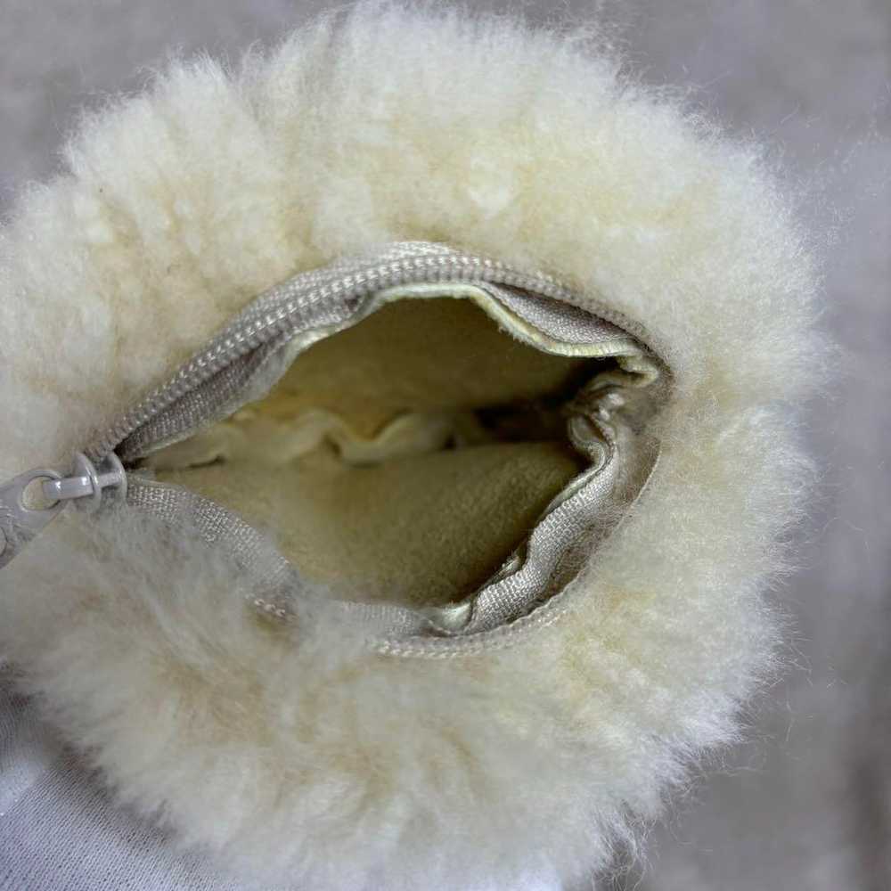 Excellent condition MONTEROSA MUKU sheepskin bag … - image 11