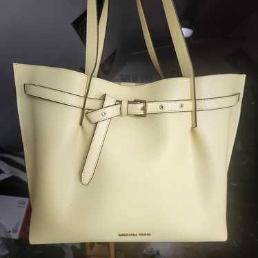 Pastel yellow michael kors large pebbled shoulder 