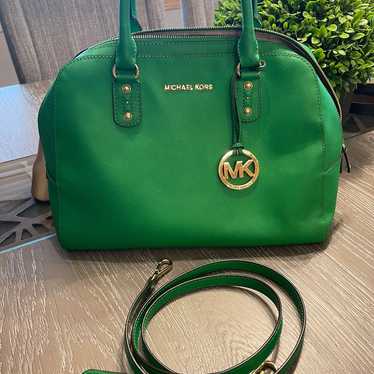 MICHAEL KORS KELLY GREEN/KHAKI popular HOBO BAG