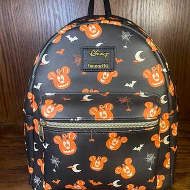 LOUNGEFLY DISNEY MICKEY MOUSE PUMPKIN MINI BACKPAC