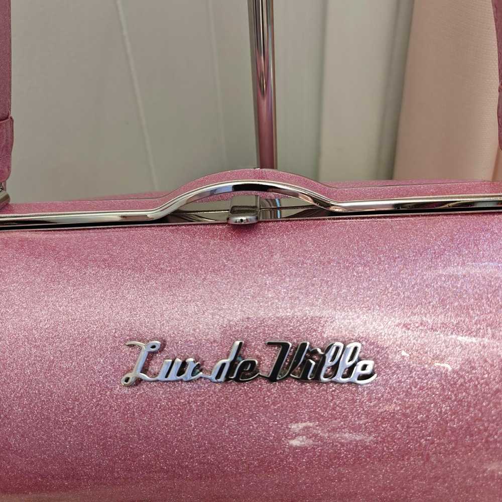 NWOT Lux de Ville Sparkle Pink Barrel Bag - image 2