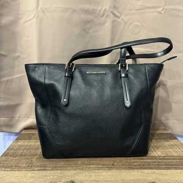 Micheal Kors Black Bag