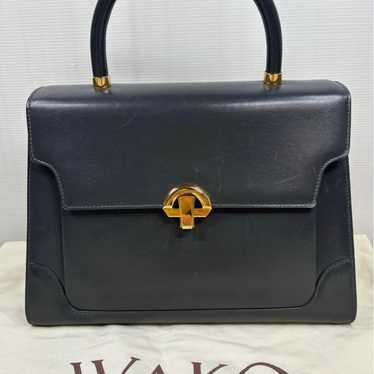 Ginza wako waco - Gem