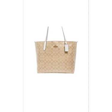 Coach Signature Tote