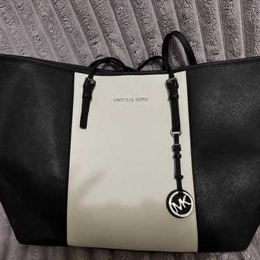 Michael Kors Tote Bag ( black and white )