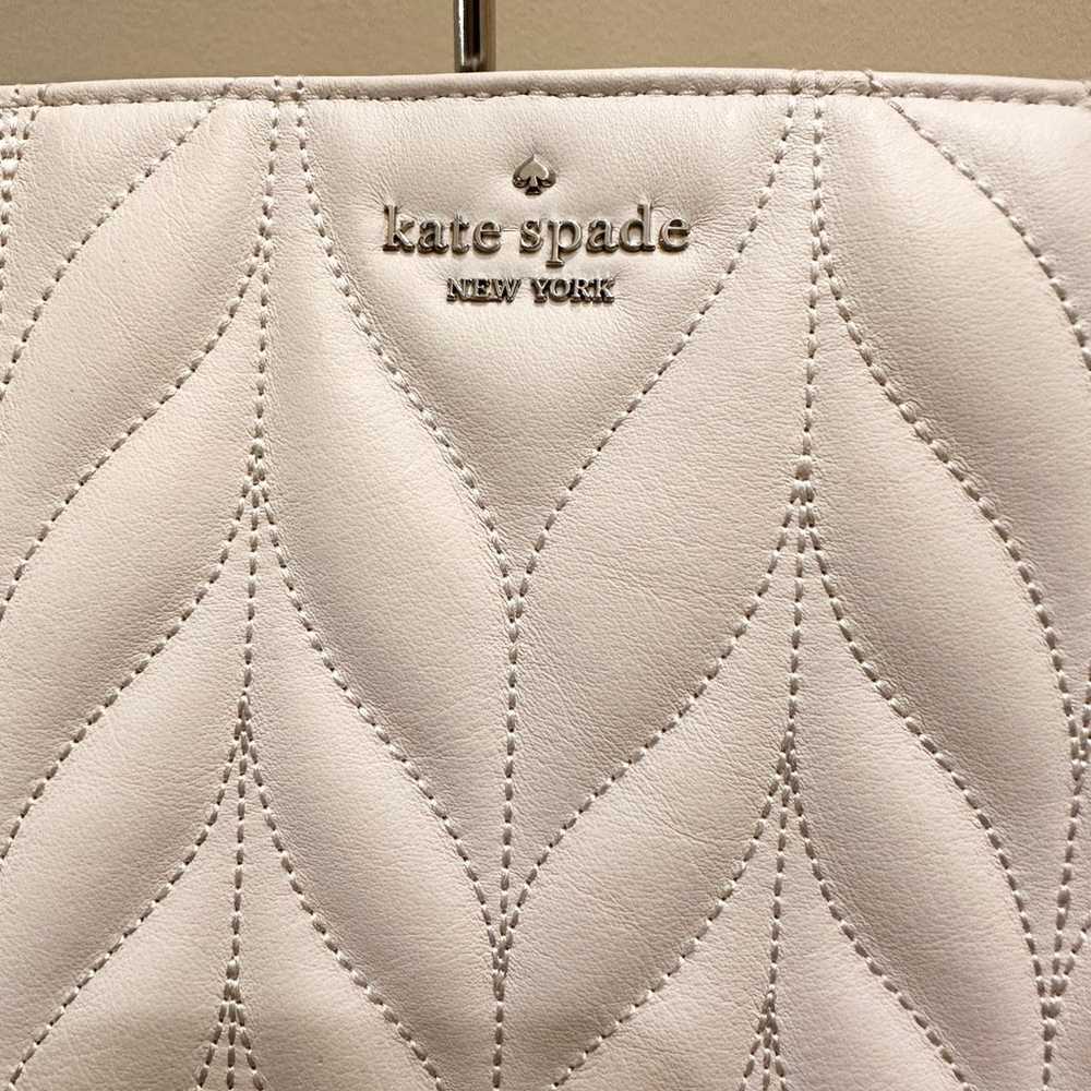 Kate Spade NWOT White Quilted Briar Lane Med Conv… - image 8