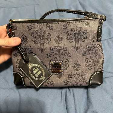 Gently Used Rare Disney Dooney Chain Crossbody bag outlet