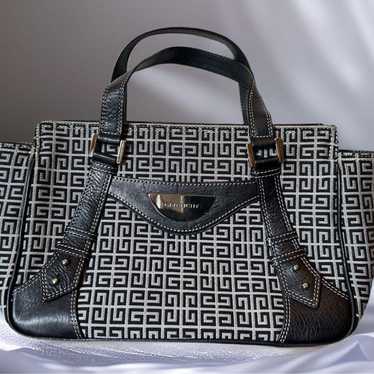 Excellent condition!! ◆GIVENCHY◆ Handbag Givenchy