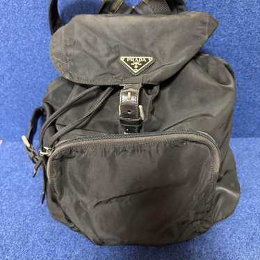 Prada classic nylon bag in excellent condition.