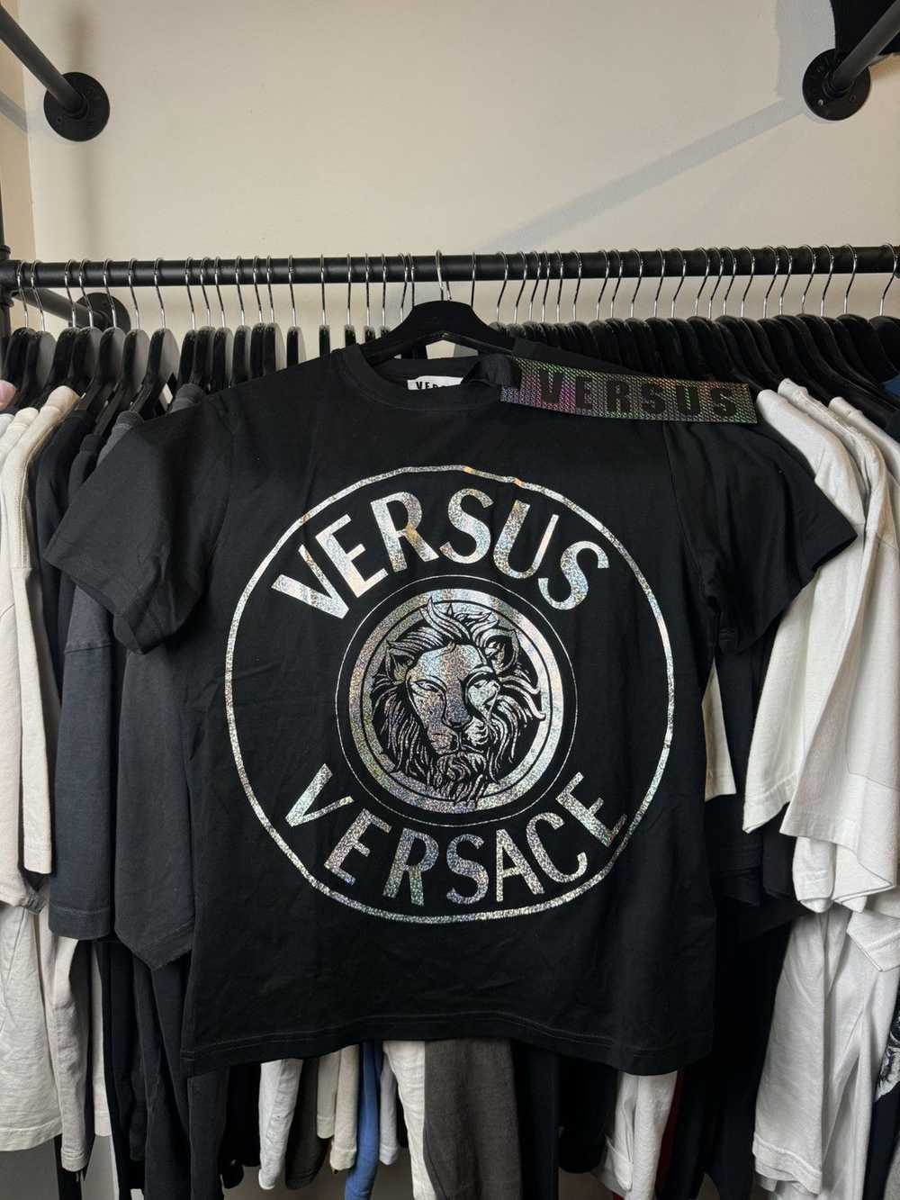 Versace × Versus Versace x Versus Foil Lion NWT T… - image 1