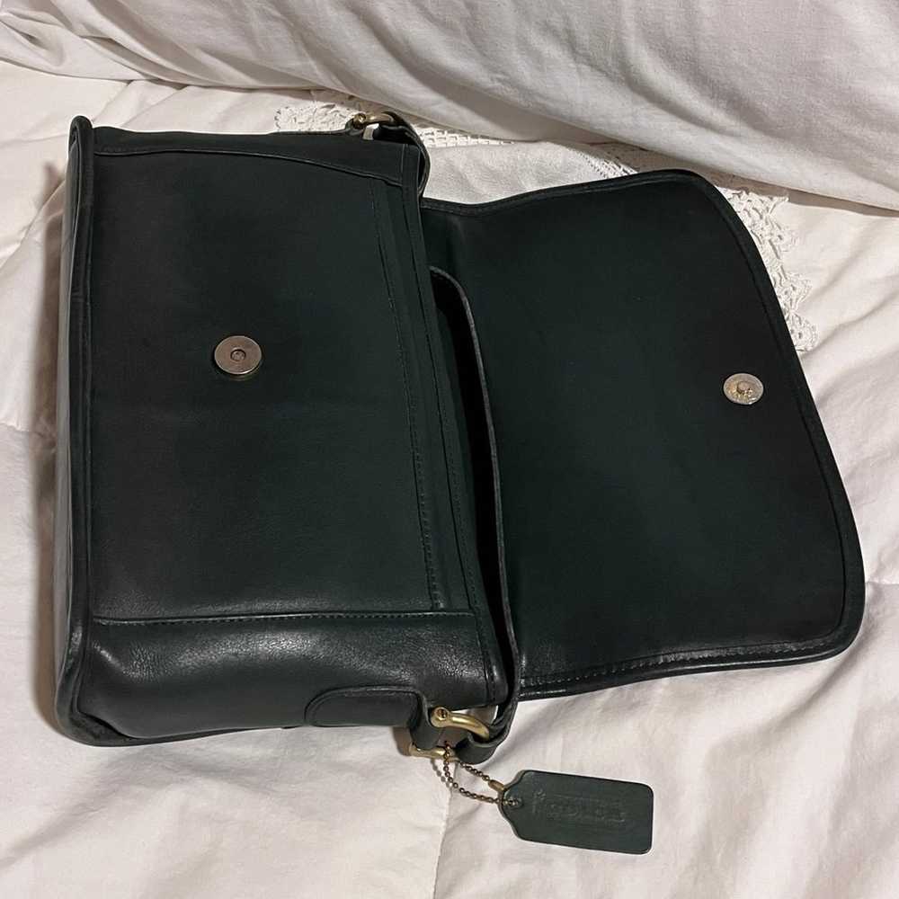 Vintage COACH CURTIS 9975 in Bottle Green RARE - image 3