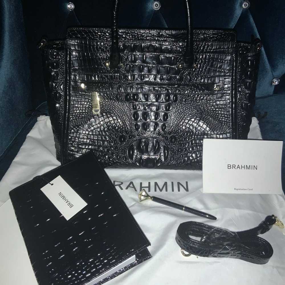 Brahmin Harper w/matching 5 yr Planner & Pen - image 1