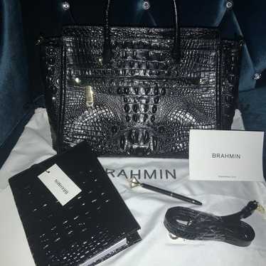 Brahmin Harper w/matching 5 yr Planner & Pen - image 1