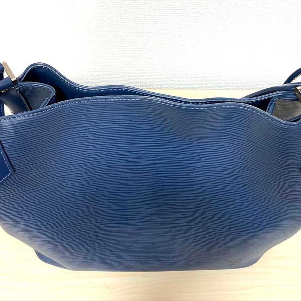 LOUIS VUITTON Epi Mandara Shoulder Bag Blue - image 4