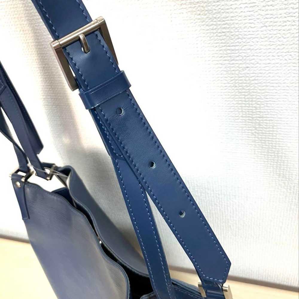 LOUIS VUITTON Epi Mandara Shoulder Bag Blue - image 8