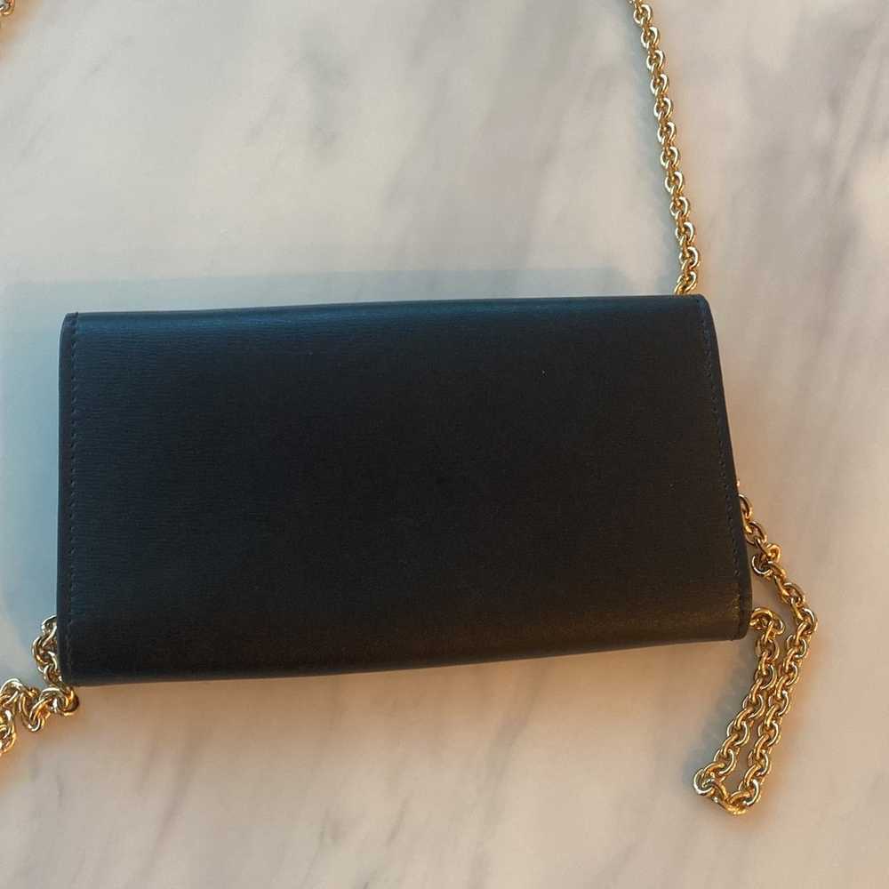 Ferragamo Wallet on chain - image 3