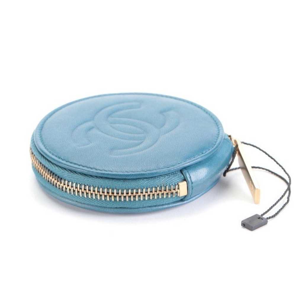 Chanel Camellia Round CC Coin Purse in Blue Lambs… - image 4