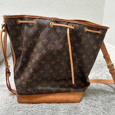 Authentic LV Noe