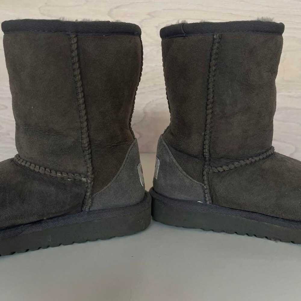 Ugg Australia 17cm Sheepskin Boots in Grey. - image 8