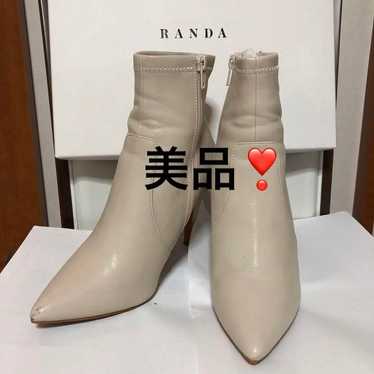 RANDA Ivory Short Boots Size M. - image 1