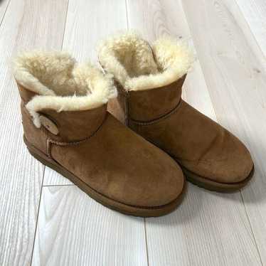 【UGG】UGG sheepskin boots Bailey Button