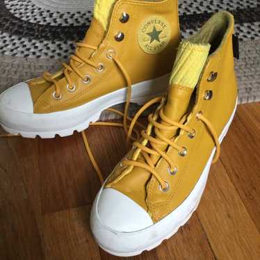 Converse yellow leather lugged