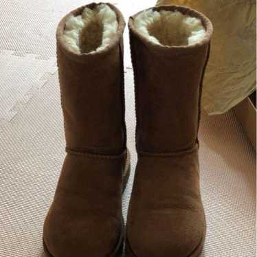 UGG Boots Classic Short!!