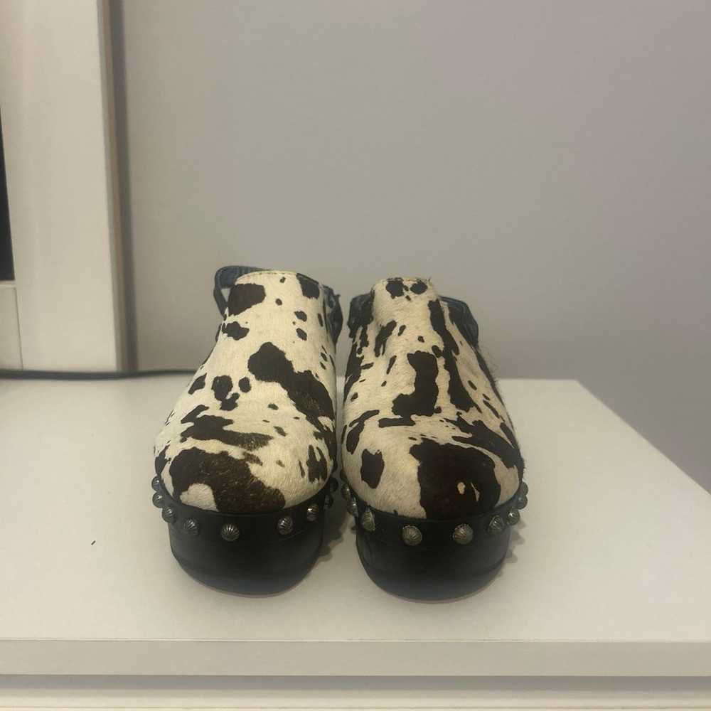 Cow skin clogs - image 1