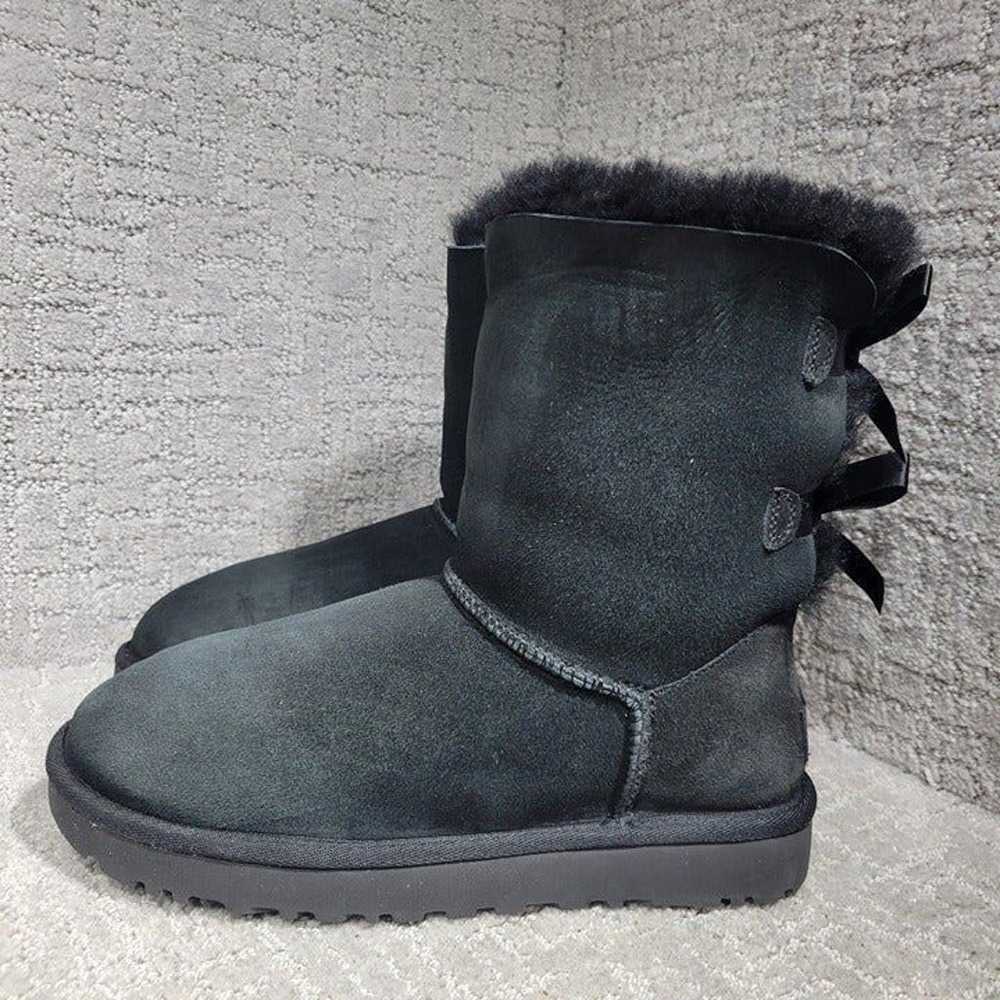 UGG Bailey Bow II Women's Size 8 US Black Sheepsk… - image 1