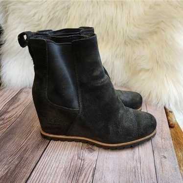 Ugg Pax Chelsea wedge waterproof booties