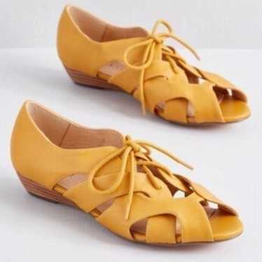 Modcloth Exquisite Interlocking Mustard Sandals S… - image 1