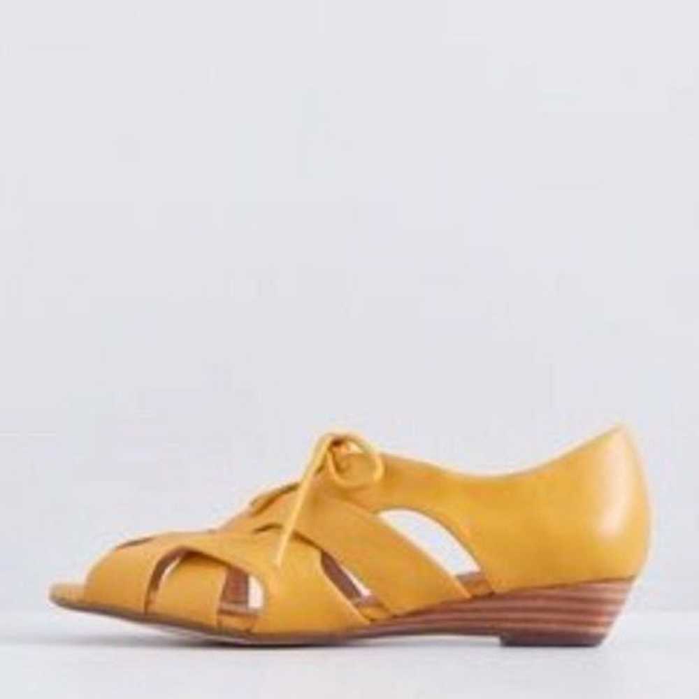 Modcloth Exquisite Interlocking Mustard Sandals S… - image 3