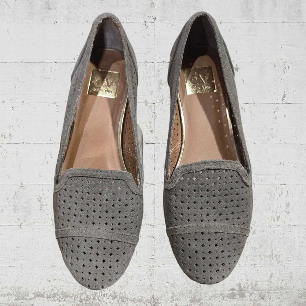 Dolce Vita Taupe Suede Almond Toe Eyelet Slip On … - image 9