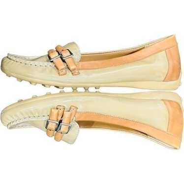 TAHARI Sonya NWOT Tan Beige Patent Leather Flats … - image 1