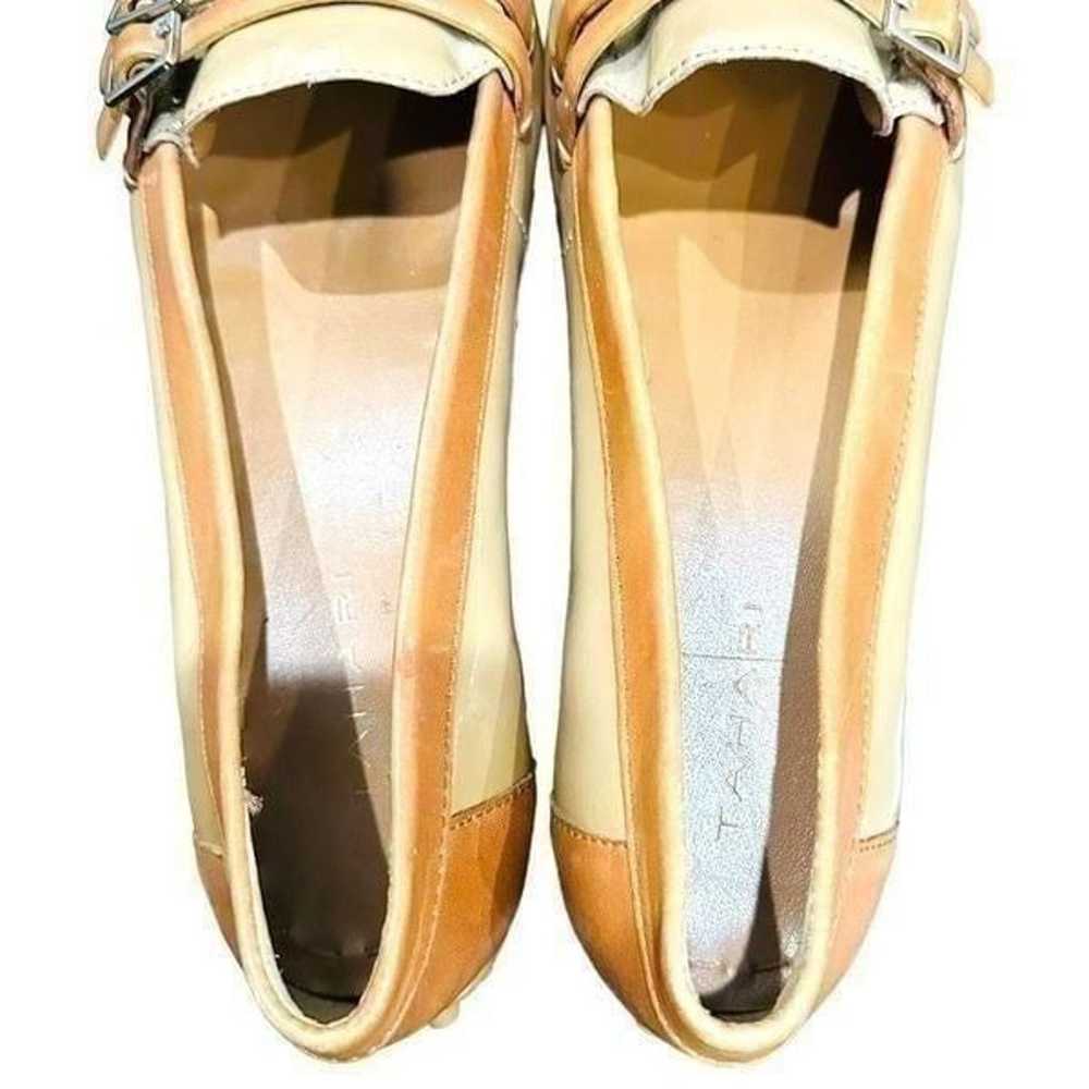 TAHARI Sonya NWOT Tan Beige Patent Leather Flats … - image 3