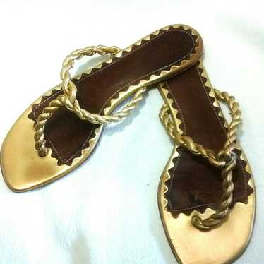 MANOLO BLAHNIK THONG SANDAL SIZE 36/6 - image 1