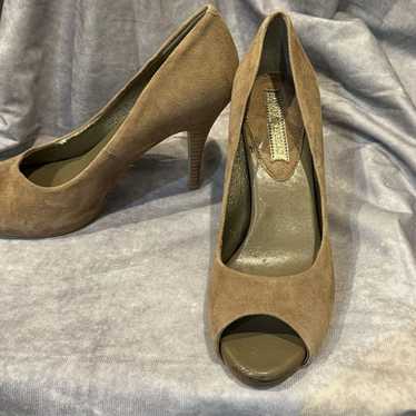 Banana Republic Madison Pump Heel Tan Suede, Size 