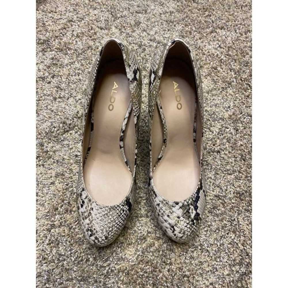 Aldo snakeskin heels size 7 - image 3