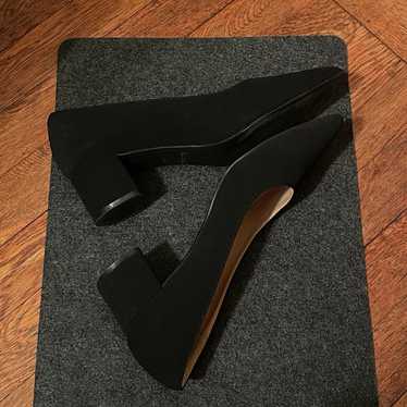 Dream Pairs black velvet pumps - image 1