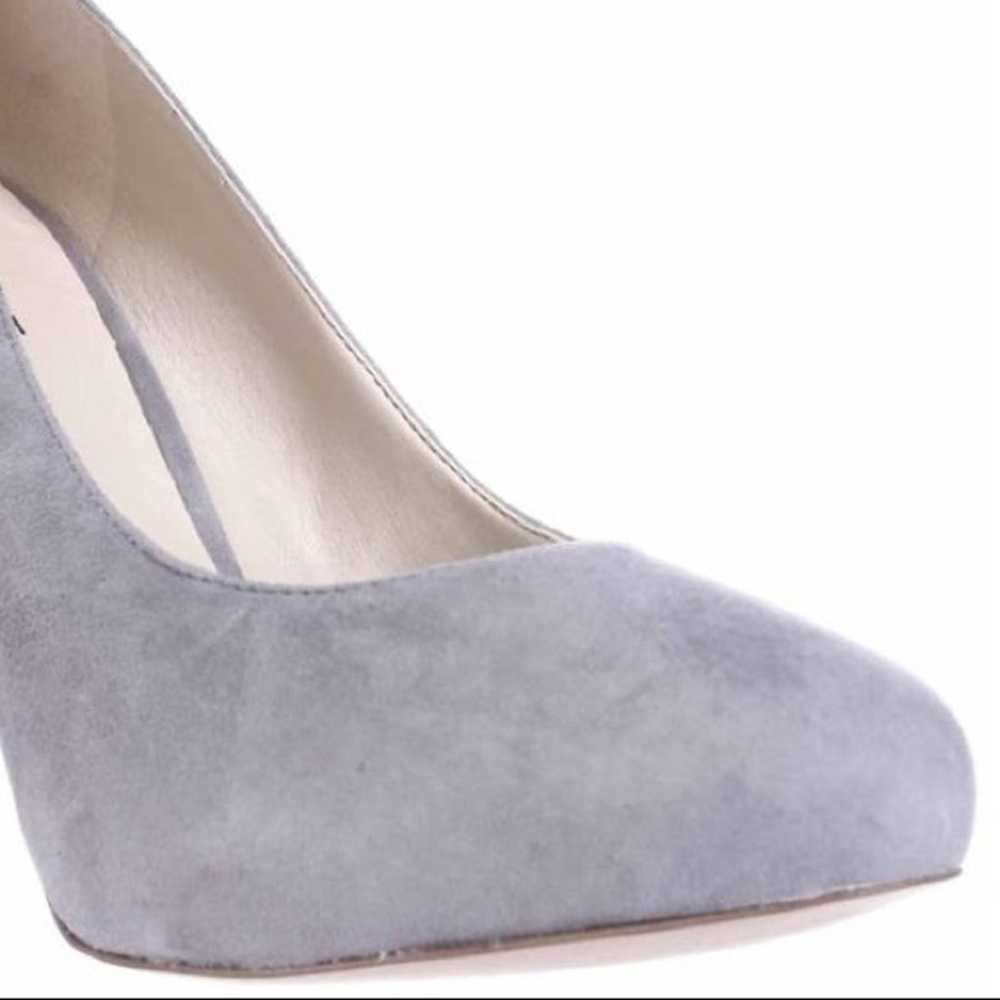 Nine West Tyler gray suede pumps heels size 7.5M - image 2