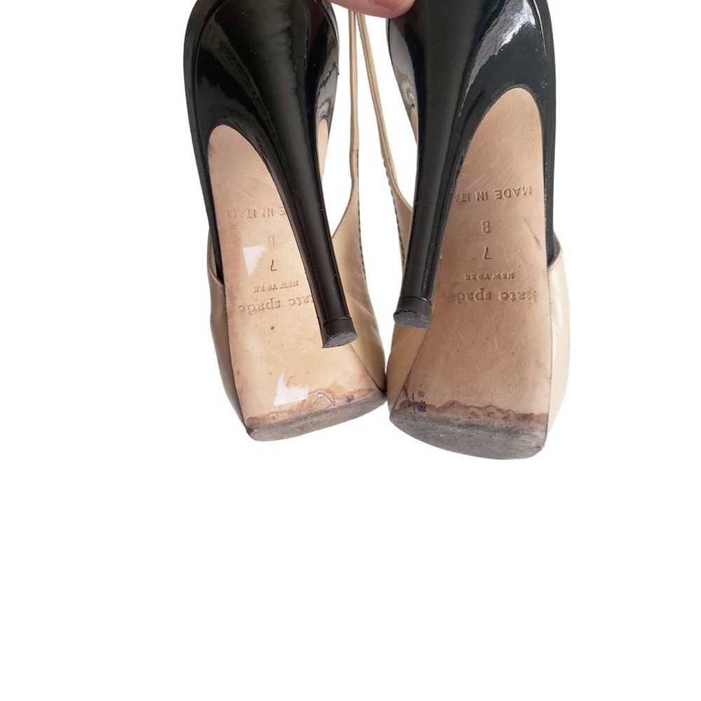 Kate Spade Nude & Black Peep Toe Heels Size 7 - image 4