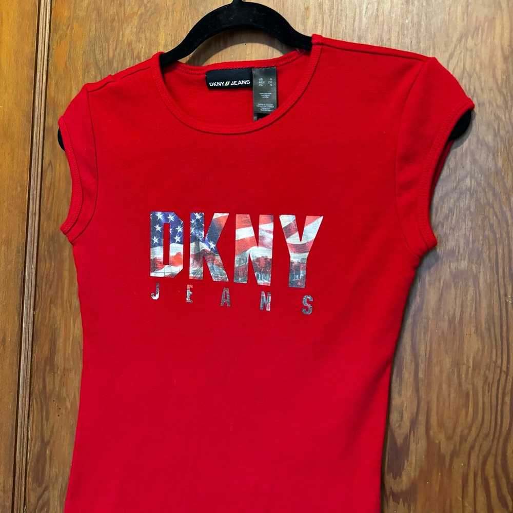 Vintage Y2K DKNY Jeans Babydoll Graphic T America… - image 2