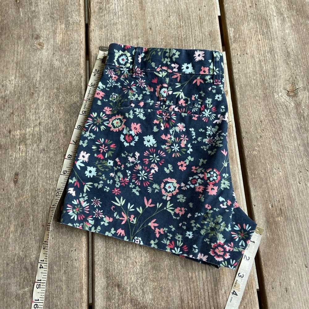 Gap Gap Khakis Summer Shorts Navy Blue Floral Pri… - image 6