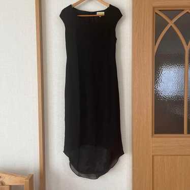 Formal dress, black, size M.