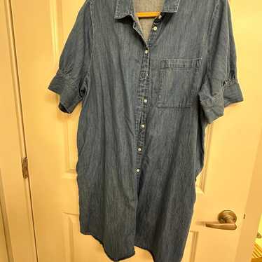 Old Navy denim shirt dress