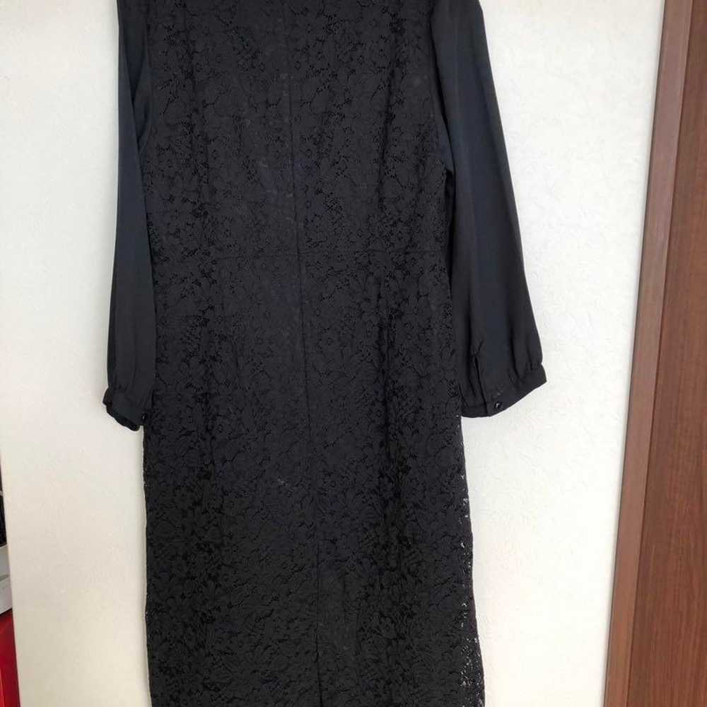 Black lace knee-length dress with long sleeves - image 3