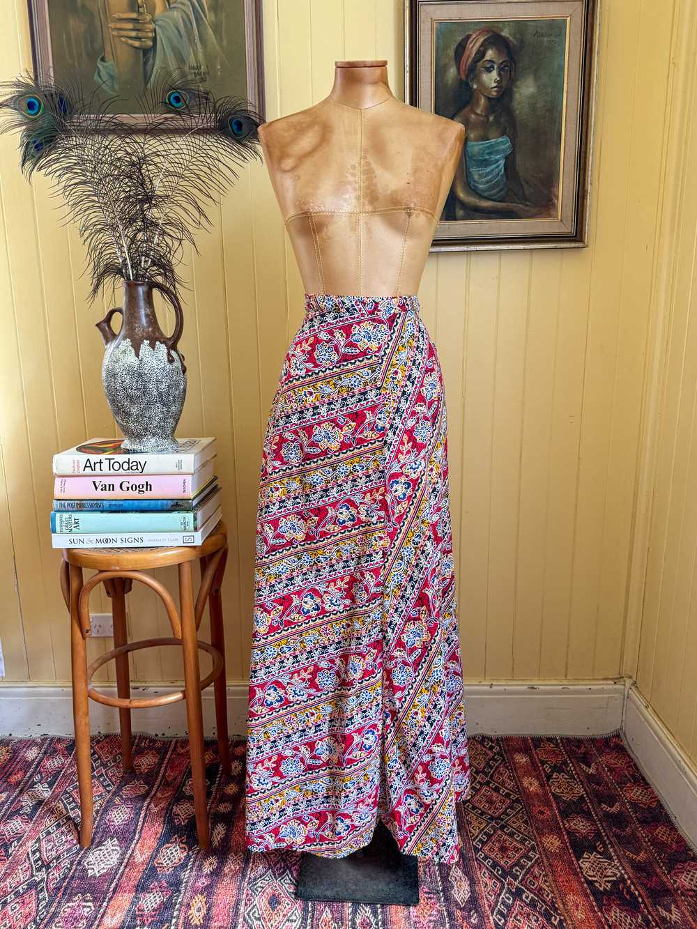 VINTAGE 1970S COTTON BATIK FLORAL PRINT WRAP MAXI… - image 1