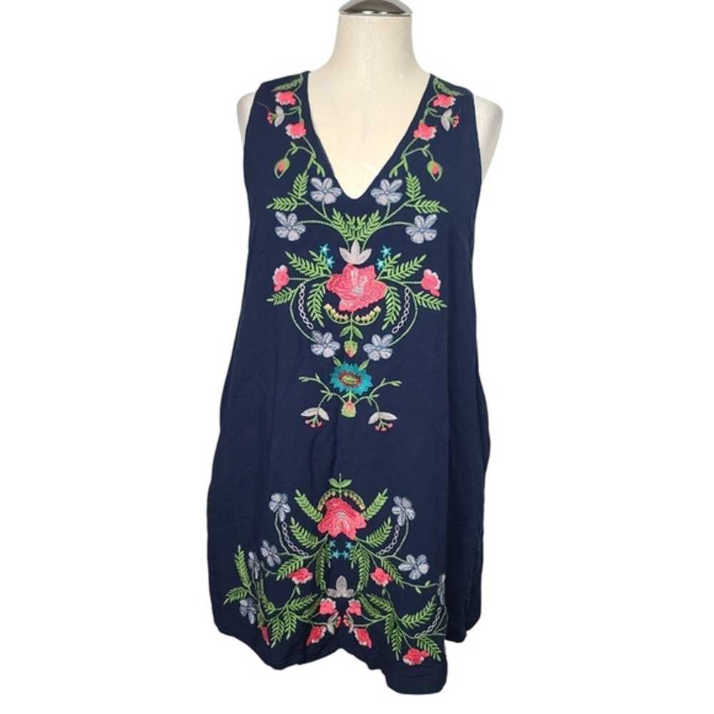 The Impeccable Pig V Neck Floral Embroidered Mini… - image 1