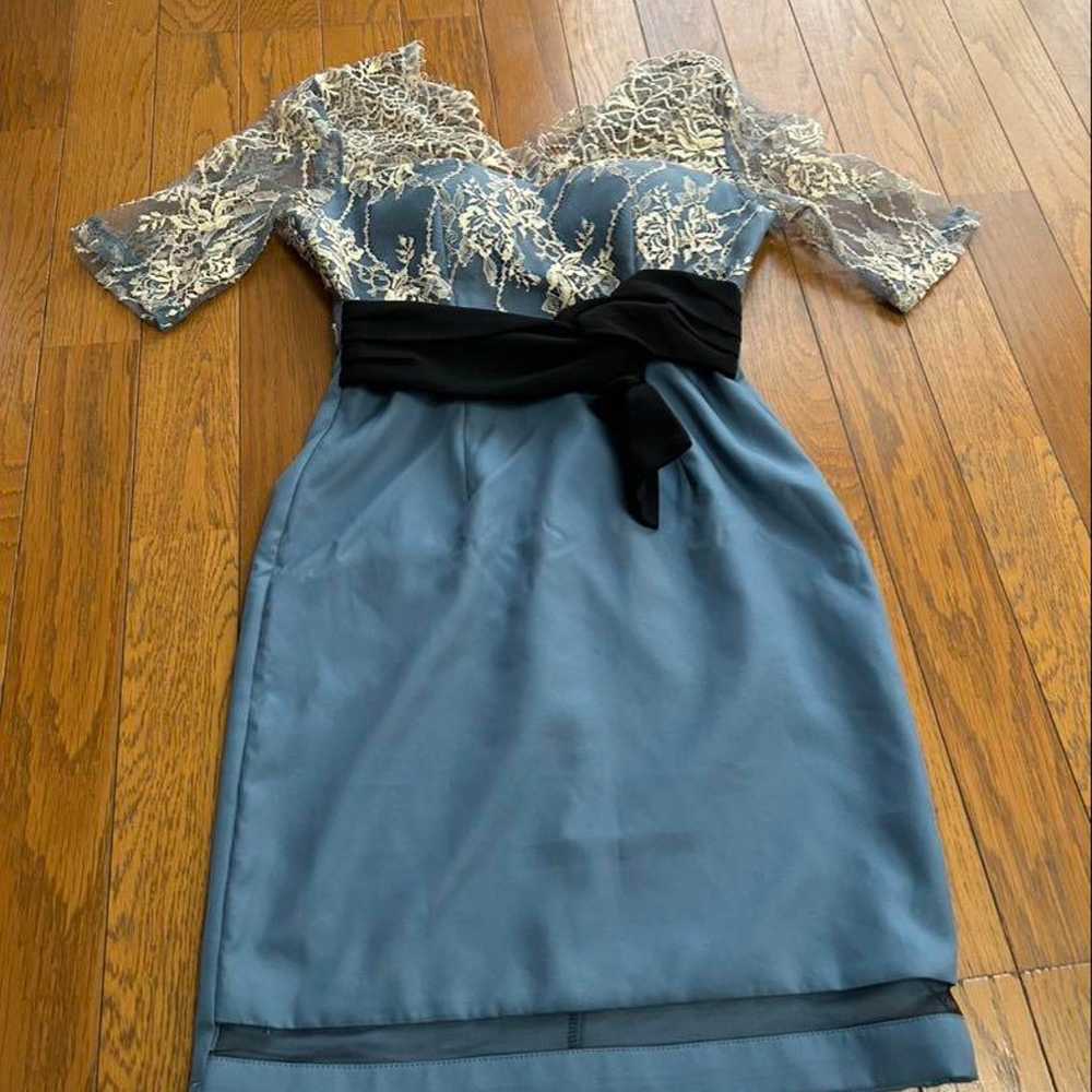 An elegant blue lace dress. - image 1