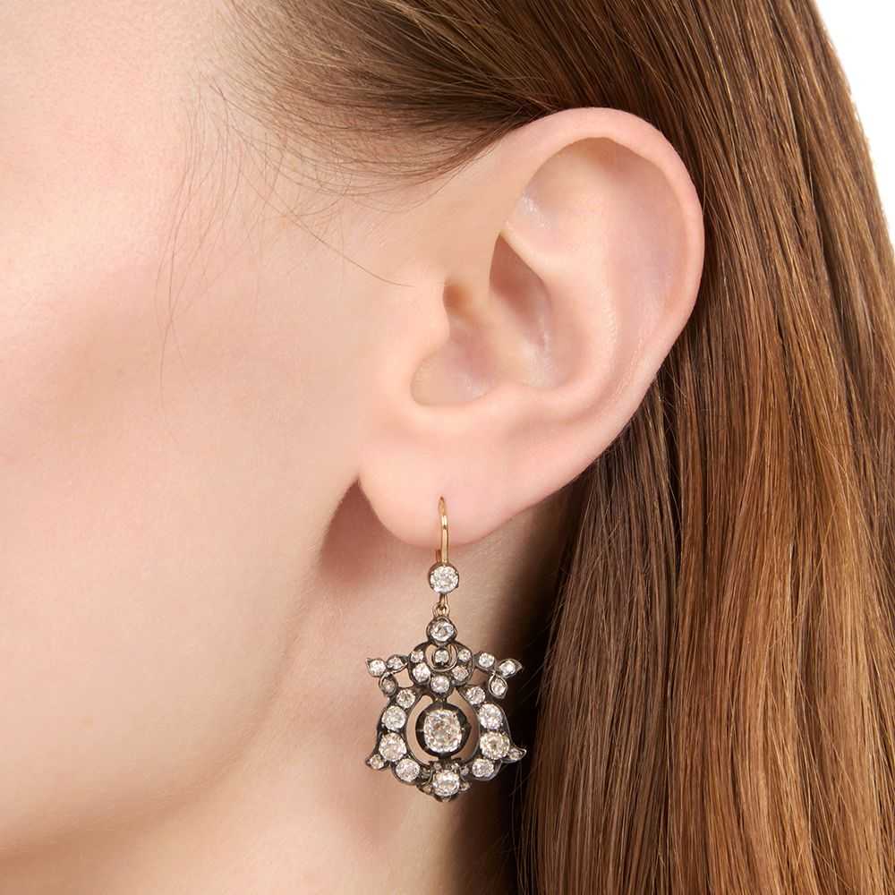 English Victorian Diamond Dangle Earrings - image 3